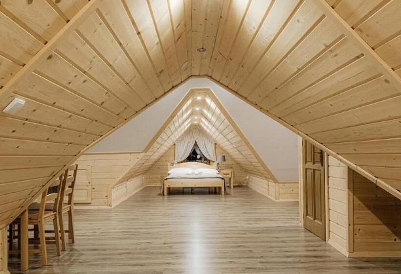 Bed and Breakfast Chata U Bronka