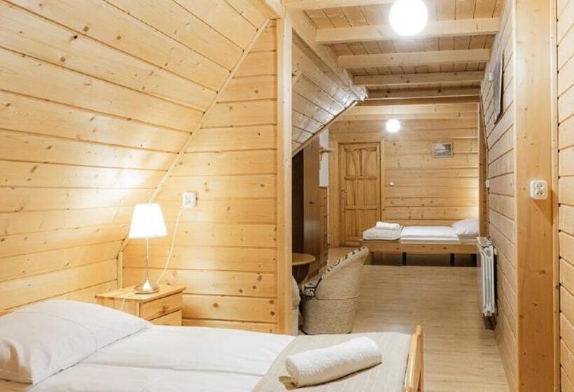 Bed and Breakfast Chata U Bronka