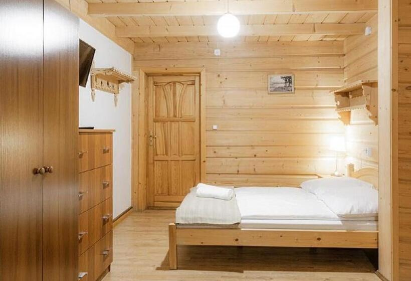 Bed and Breakfast Chata U Bronka