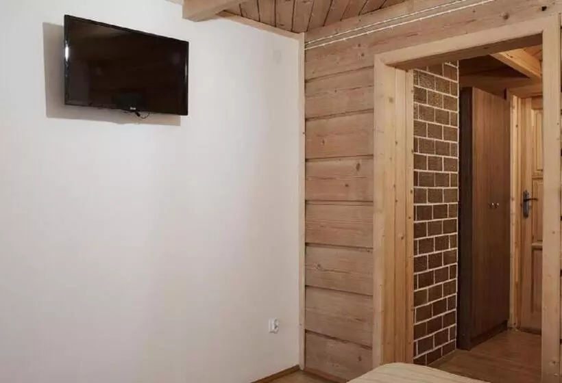 تختخواب و صبحانه Chata U Bronka