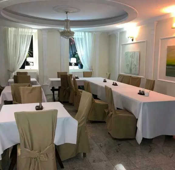 Aamiaismajoitus (B&B) Gościniec Asticus