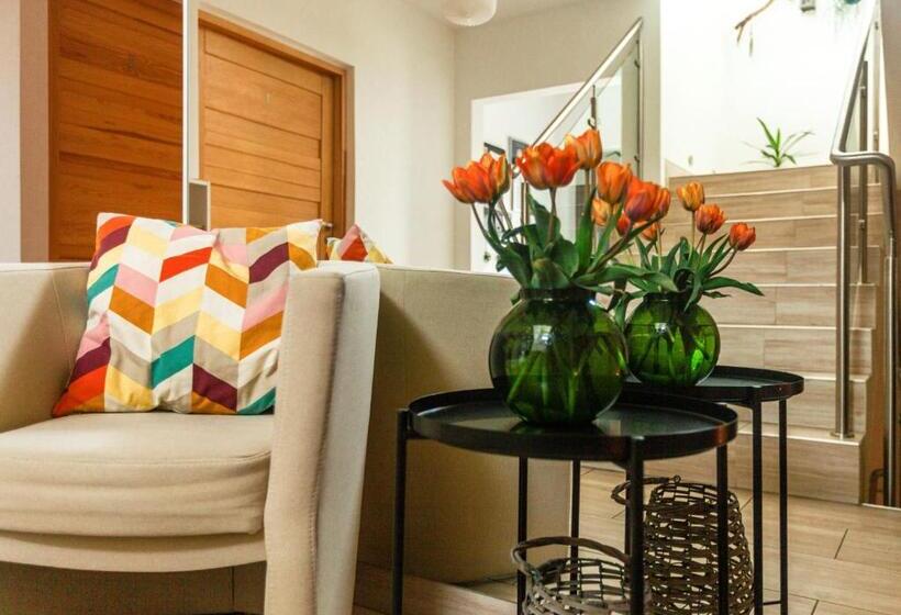 Bed and Breakfast Gościniec Przywidzki