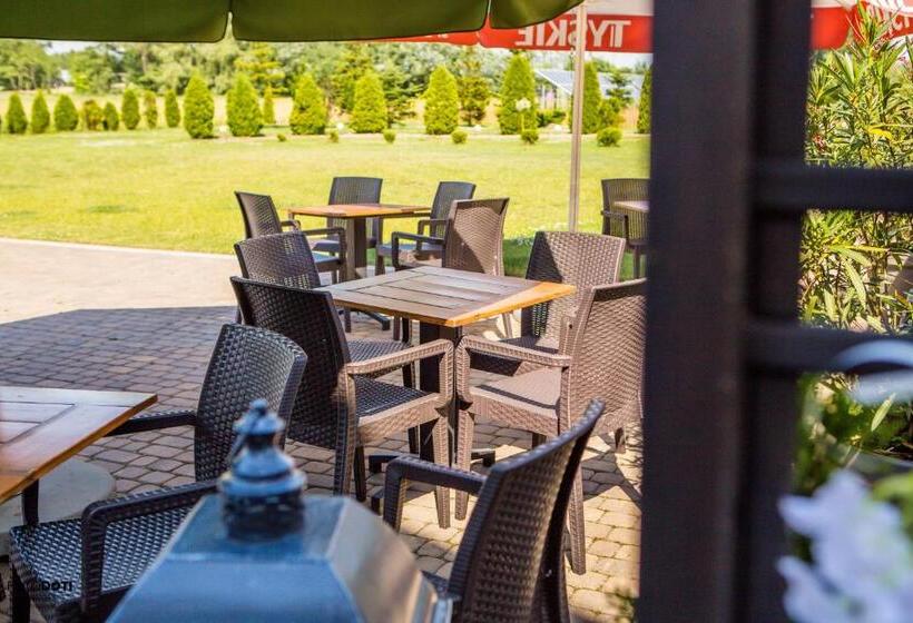مبيت وإفطار Gościniec Zacisze I Blisko A2 Dąbie Uniejów I Restauracja