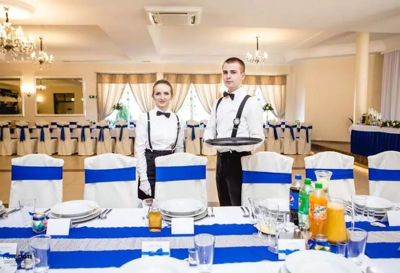 Aamiaismajoitus (B&B) Gościniec Zacisze I Blisko A2 Dąbie Uniejów I Restauracja