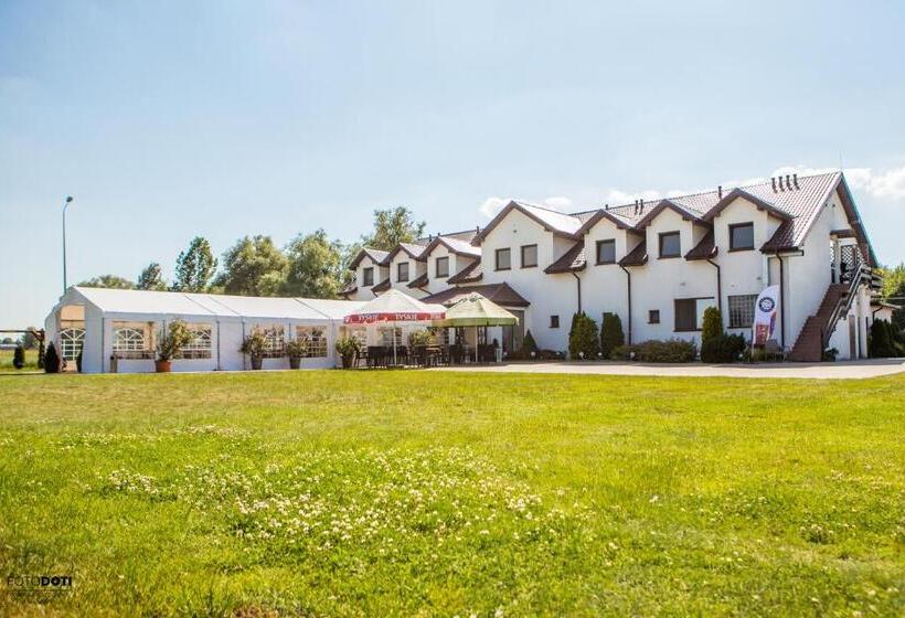 مبيت وإفطار Gościniec Zacisze I Blisko A2 Dąbie Uniejów I Restauracja