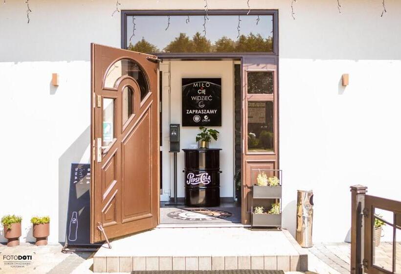 مبيت وإفطار Gościniec Zacisze I Blisko A2 Dąbie Uniejów I Restauracja