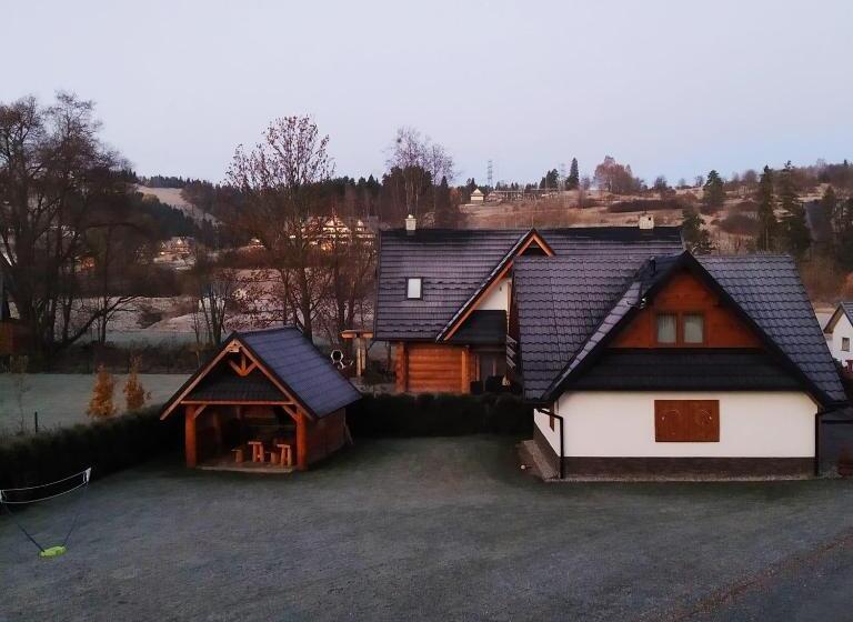 تختخواب و صبحانه Lawenda