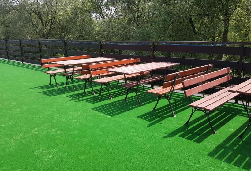 住宿加早餐  Na Kamieńcu