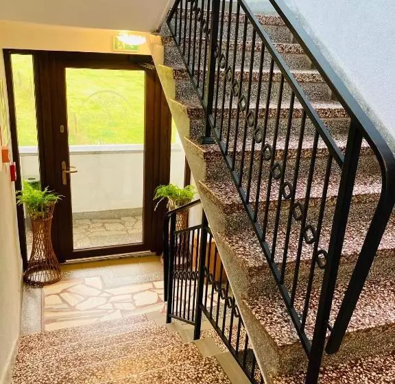 Aamiaismajoitus (B&B) Na Kamieńcu