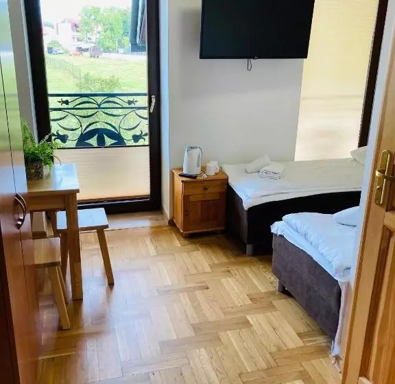 Aamiaismajoitus (B&B) Na Kamieńcu