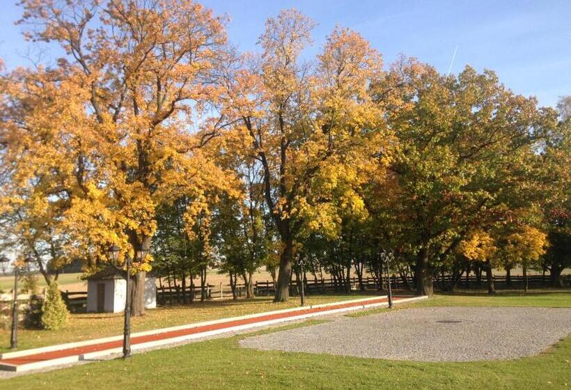 ベッドアンドブレックファースト Pałac W Krzelowie