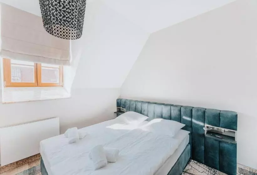 Aamiaismajoitus (B&B) Pałacyk Potockiego