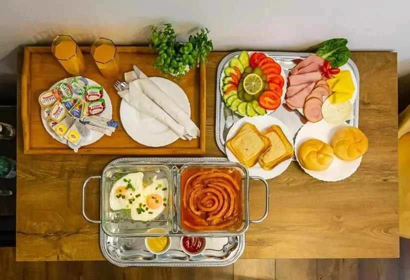 Aamiaismajoitus (B&B) Gold Rooms