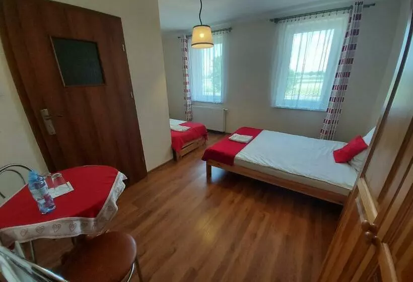 Aamiaismajoitus (B&B) Przystanek Czapla