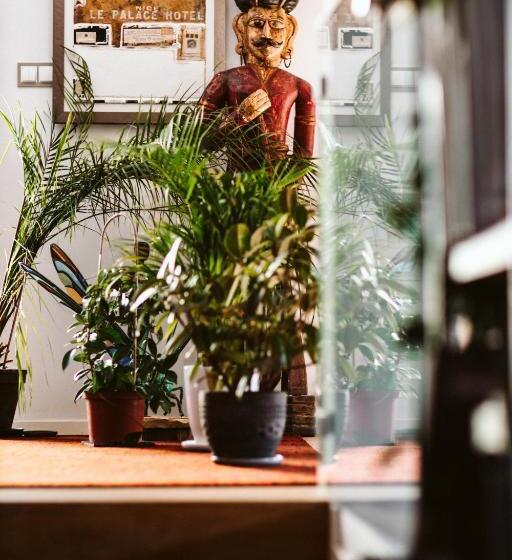 צימר Salon Win Wine Bar & Apartments