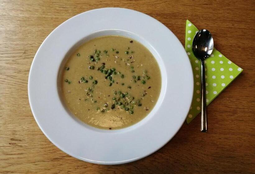 צימר Salon Win Wine Bar & Apartments