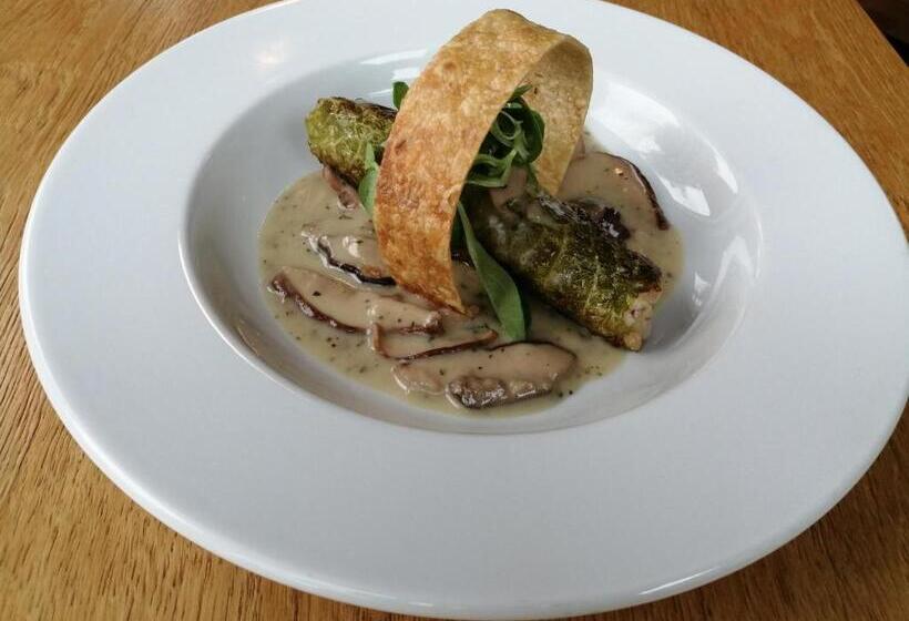 צימר Salon Win Wine Bar & Apartments