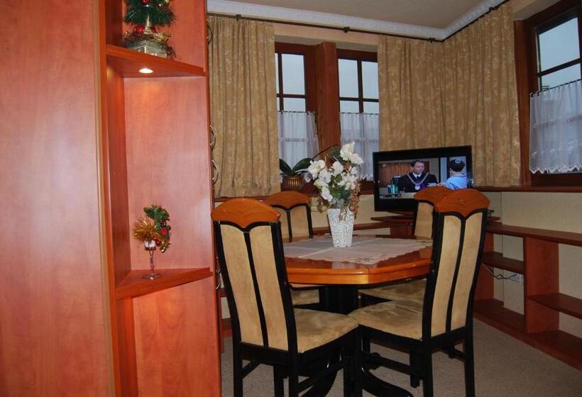 تختخواب و صبحانه Villa Europa