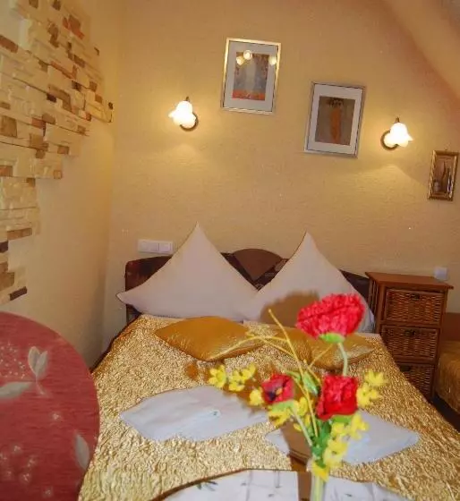 Aamiaismajoitus (B&B) Villa Europa