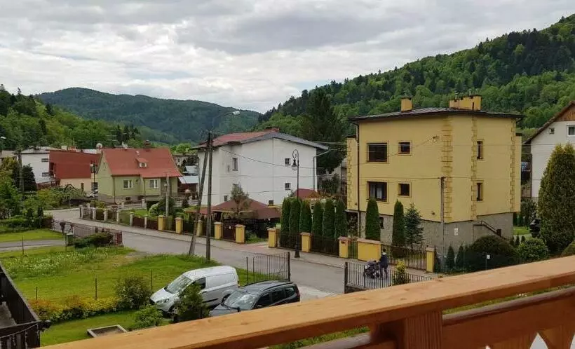 Aamiaismajoitus (B&B) Willa Basinek