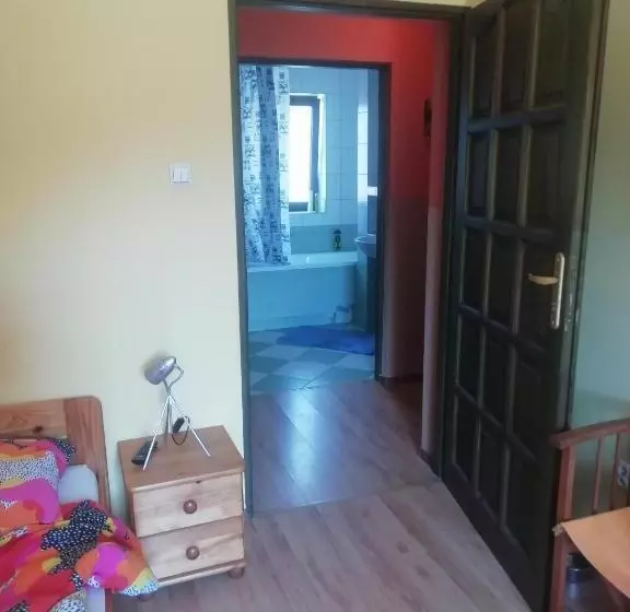 Aamiaismajoitus (B&B) Willa Mirabelka