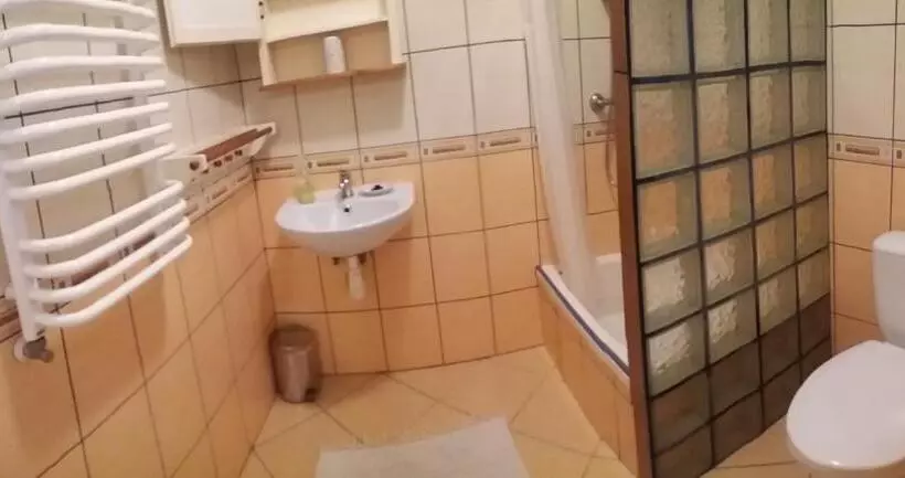 Aamiaismajoitus (B&B) Willa Mirabelka