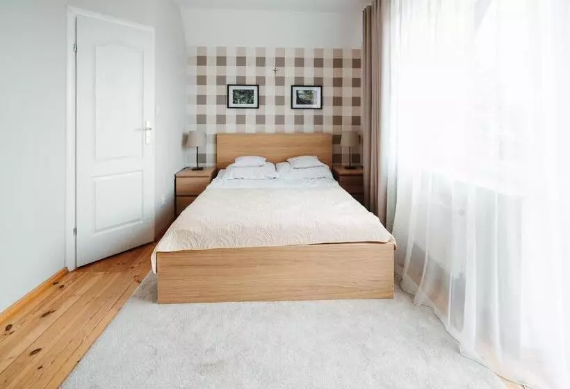 Aamiaismajoitus (B&B) Willa Zaciszne Centrum Augustów