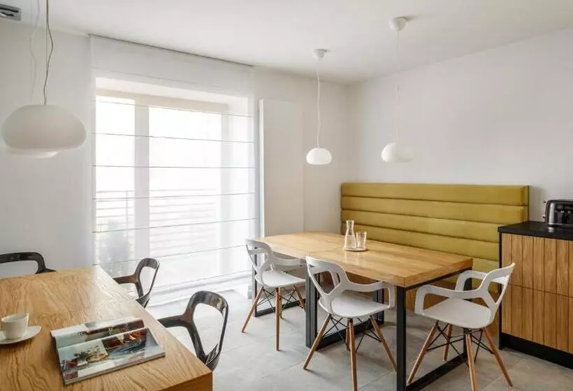 ベッドアンドブレックファースト Zimowy Domek Boutique Rooms   Adults Only Vege