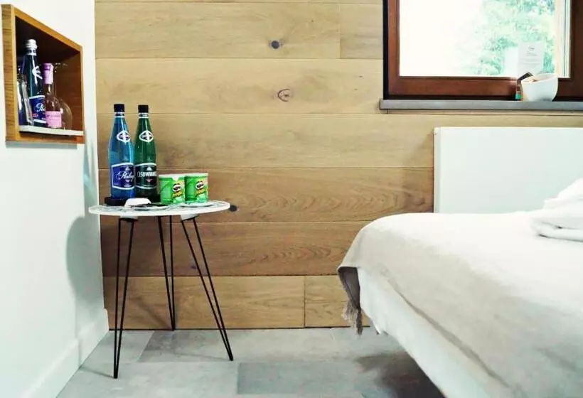 ベッドアンドブレックファースト Zimowy Domek Boutique Rooms   Adults Only Vege