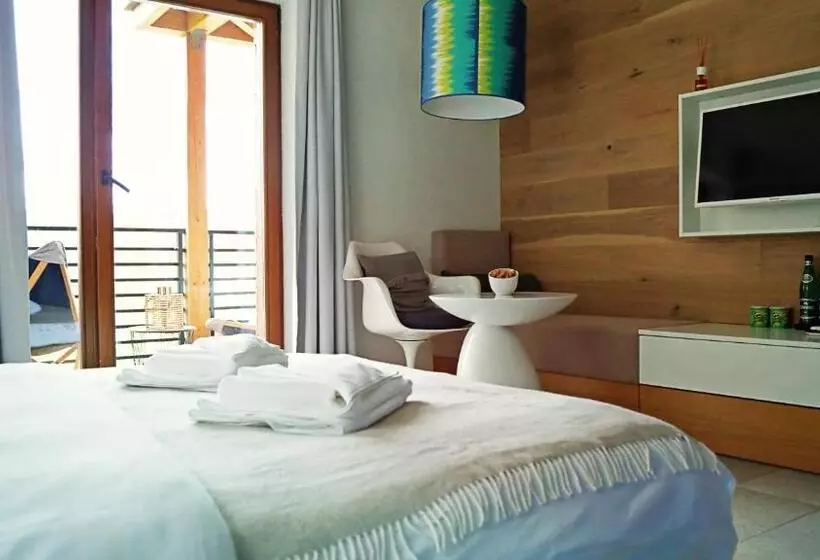 ベッドアンドブレックファースト Zimowy Domek Boutique Rooms   Adults Only Vege