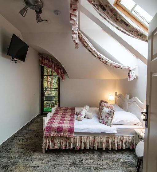 ホテル Modra Sikorka