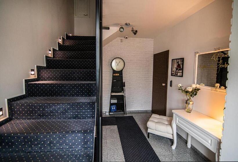 ホテル Modra Sikorka