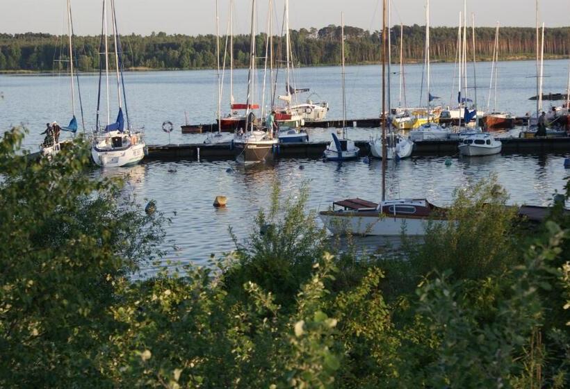 ホテル Modra Sikorka