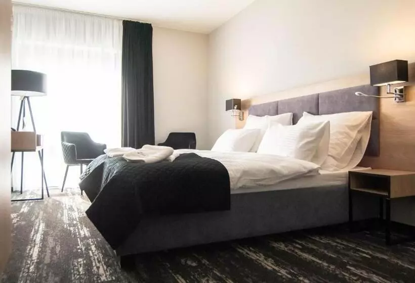 Hotelli Nowe Millenium