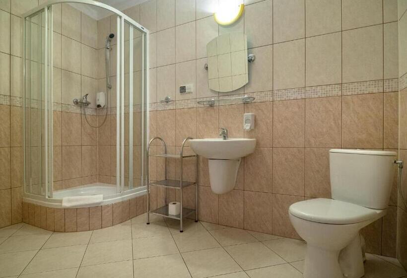 Отель Sajmino Family House