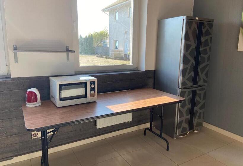 호텔 żółta Walizka Gościniec