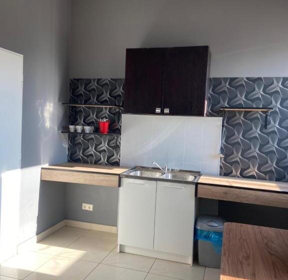 호텔 żółta Walizka Gościniec