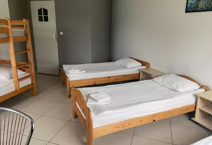 ホテル żółta Walizka Gościniec