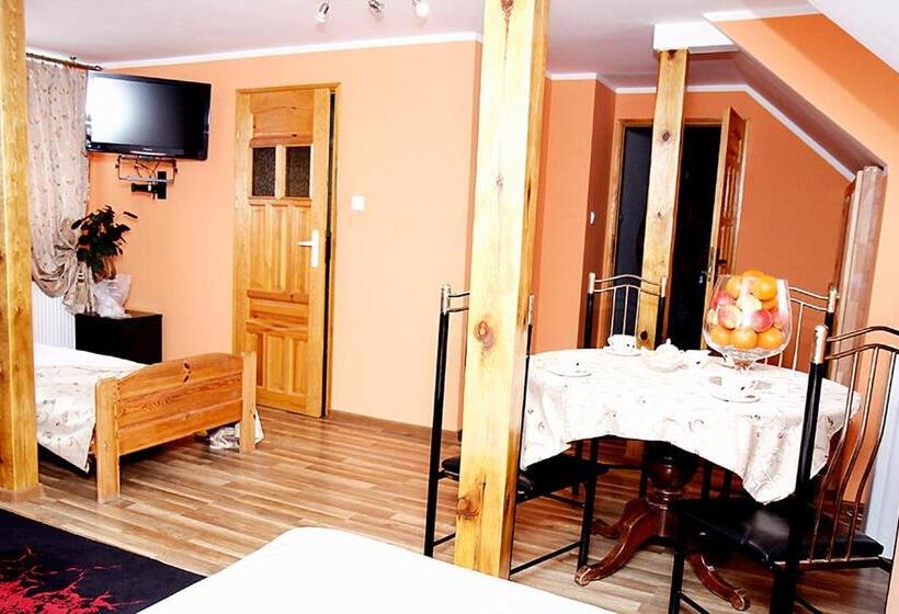 בית מלון כפרי Zameczek