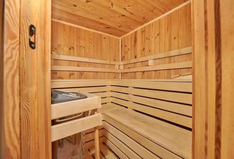 Motelli Park Inn Resort