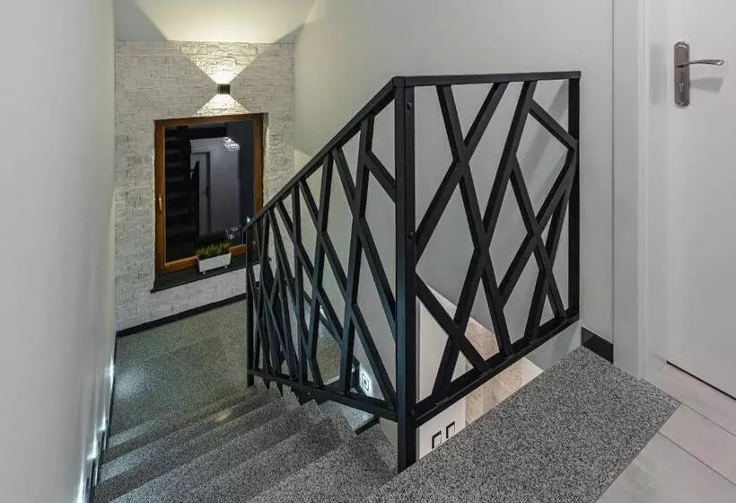 Majatalo Enklawa U Zosi