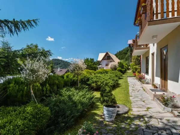 Majatalo Enklawa U Zosi