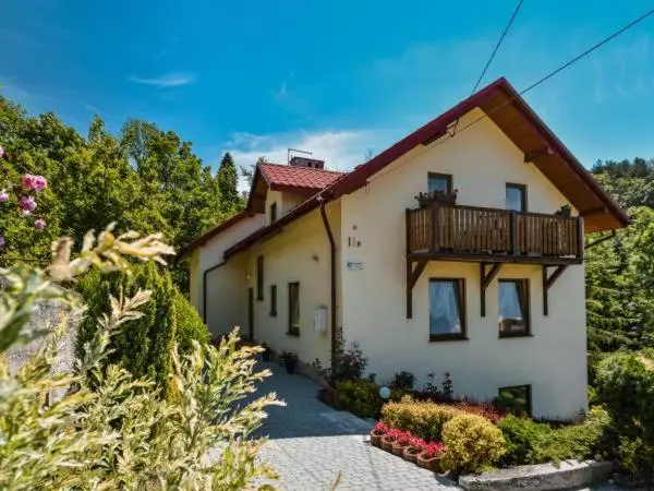 Majatalo Enklawa U Zosi