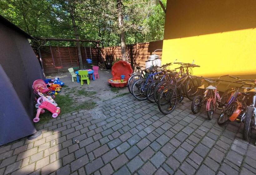 膳宿费 Forte & Piano