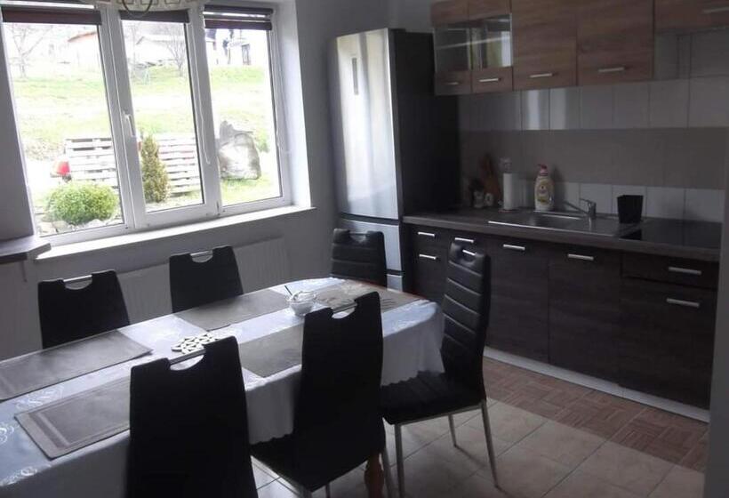 פנסיון Noclegi Pod Lasem