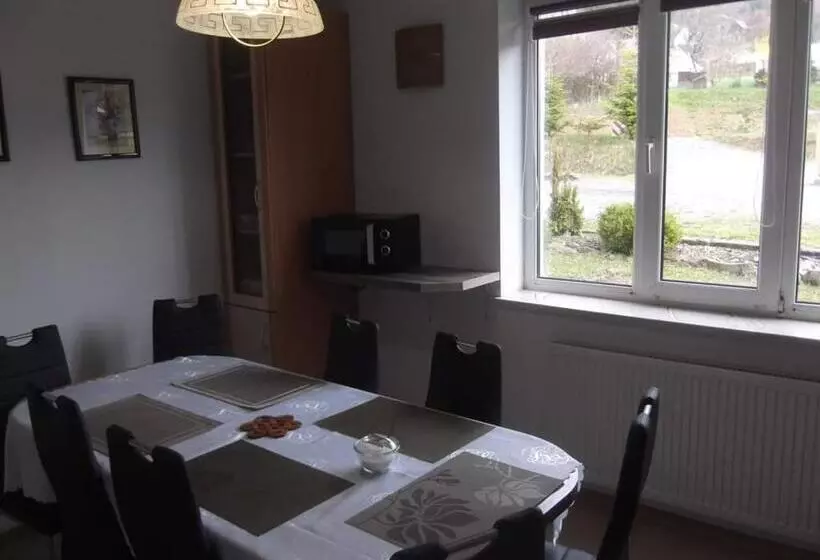 پانسیون Noclegi Pod Lasem