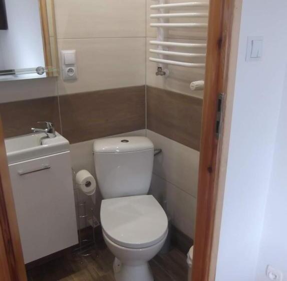 פנסיון Noclegi Pod Lasem