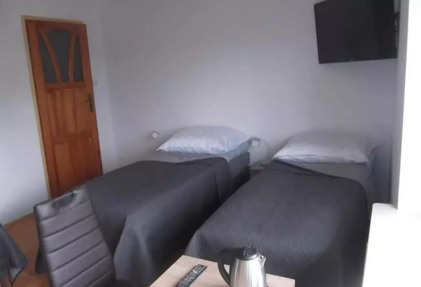 پانسیون Noclegi Pod Lasem