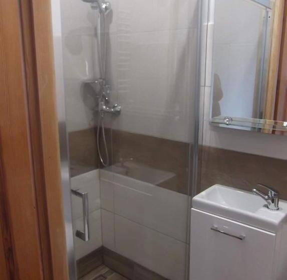 פנסיון Noclegi Pod Lasem