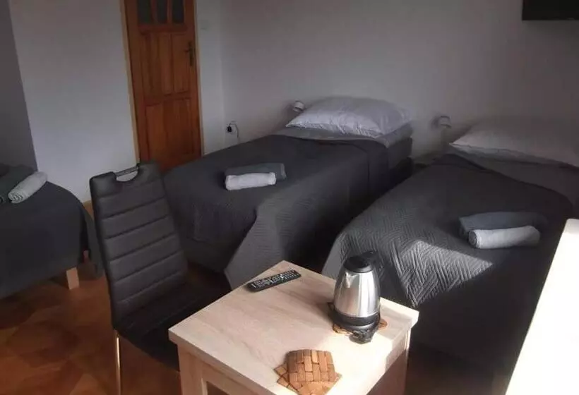 پانسیون Noclegi Pod Lasem